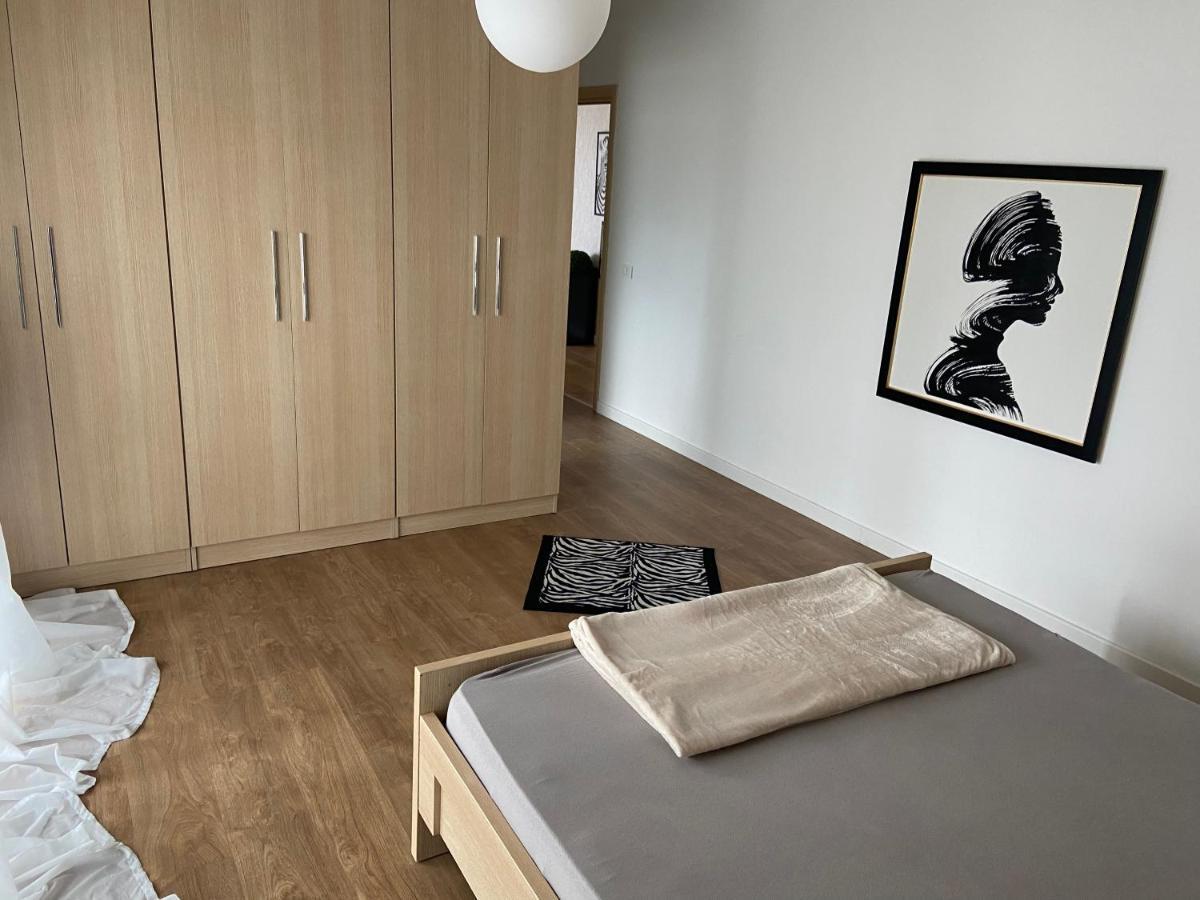 Mb Luxury Apartments Tirana Buitenkant foto